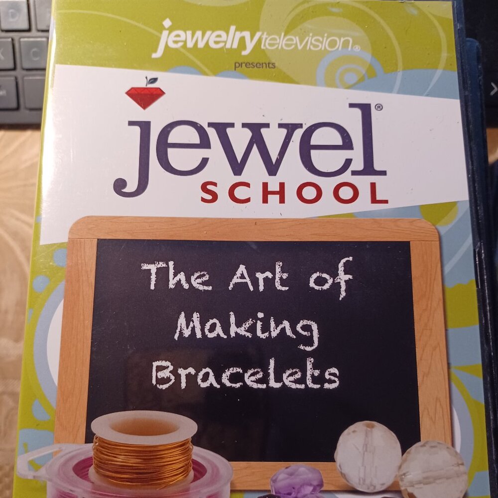 Jewel School - The Art of Making Bracelets